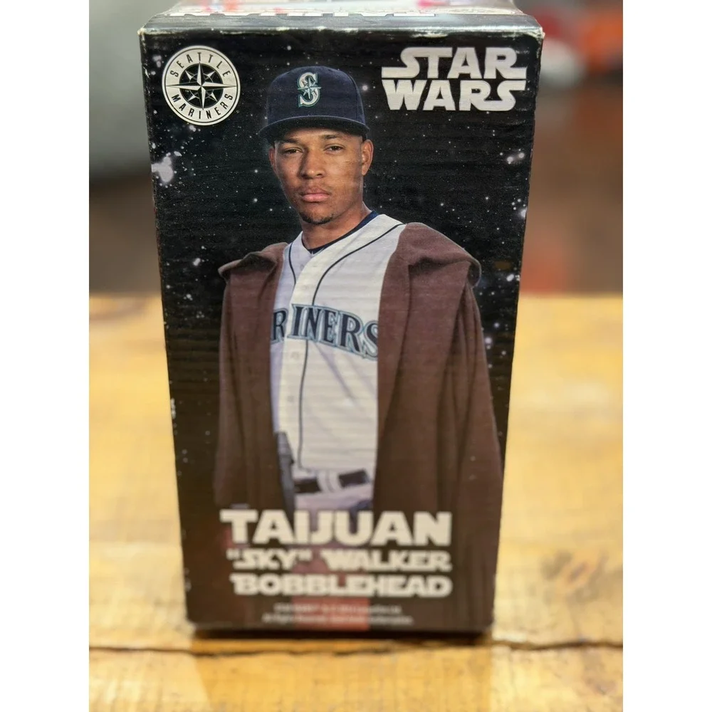 NIB Seattle Mariners Taijuan 'Sky' Walker Star Wars night SGA limited Bobblehead